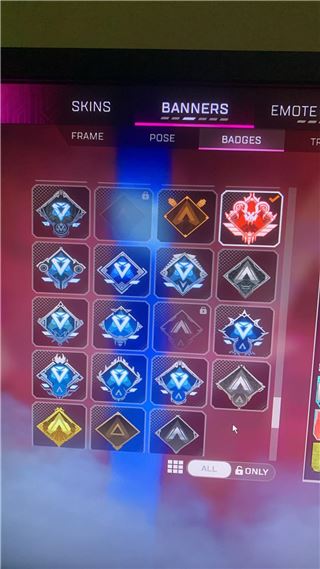 2 heirlooms (Octane;Wraith) + s3 pred (perman